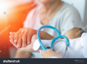 geriatric-doctor-or-geriatrician-concept-doctor-physician-hand-on-happy-elderly-senior-patient